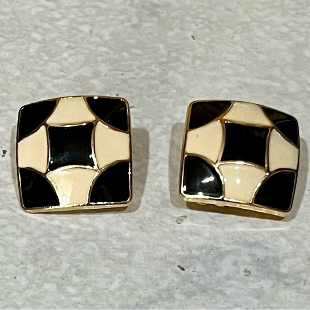 Vintage Clip on Earrings